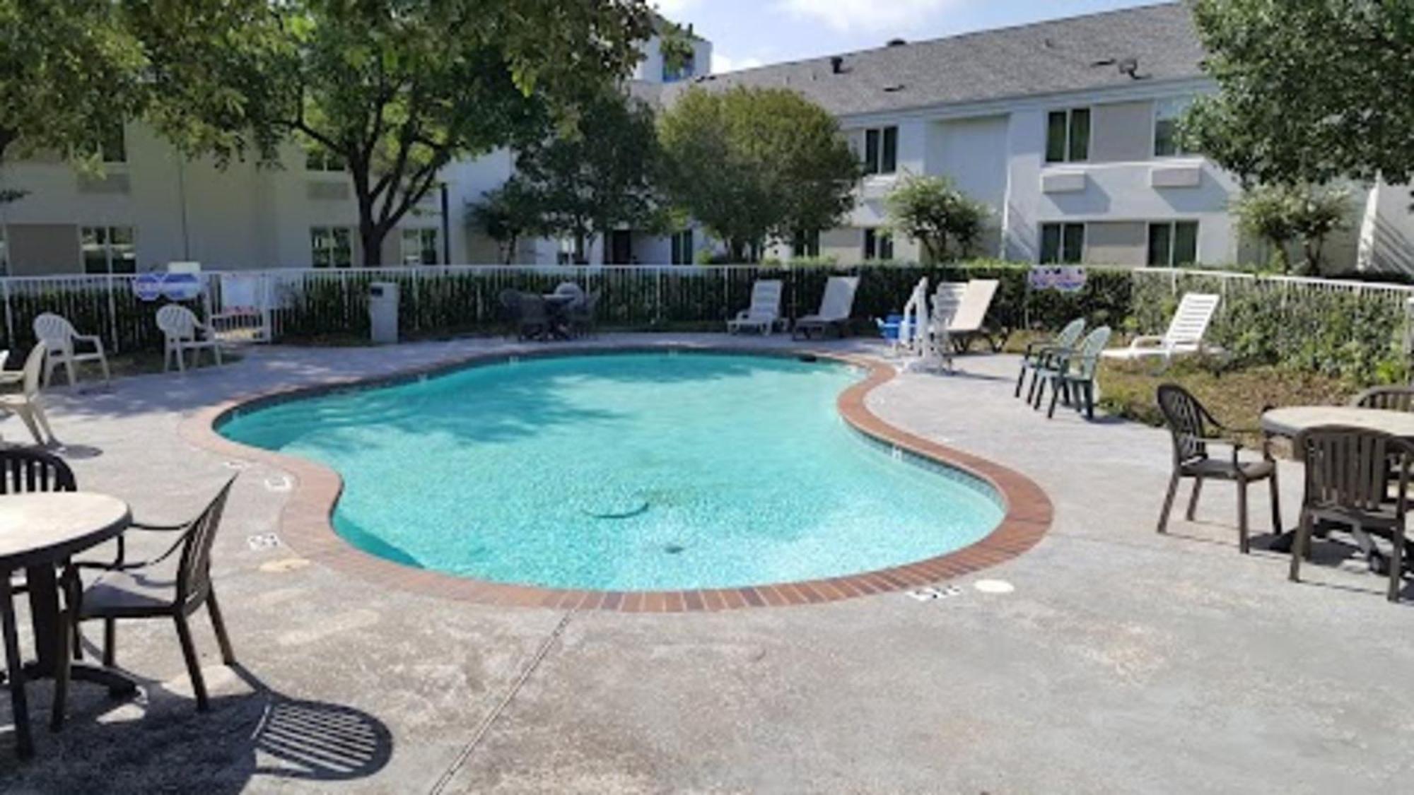 Motel 6-Plano, Tx - West - Frisco エクステリア 写真