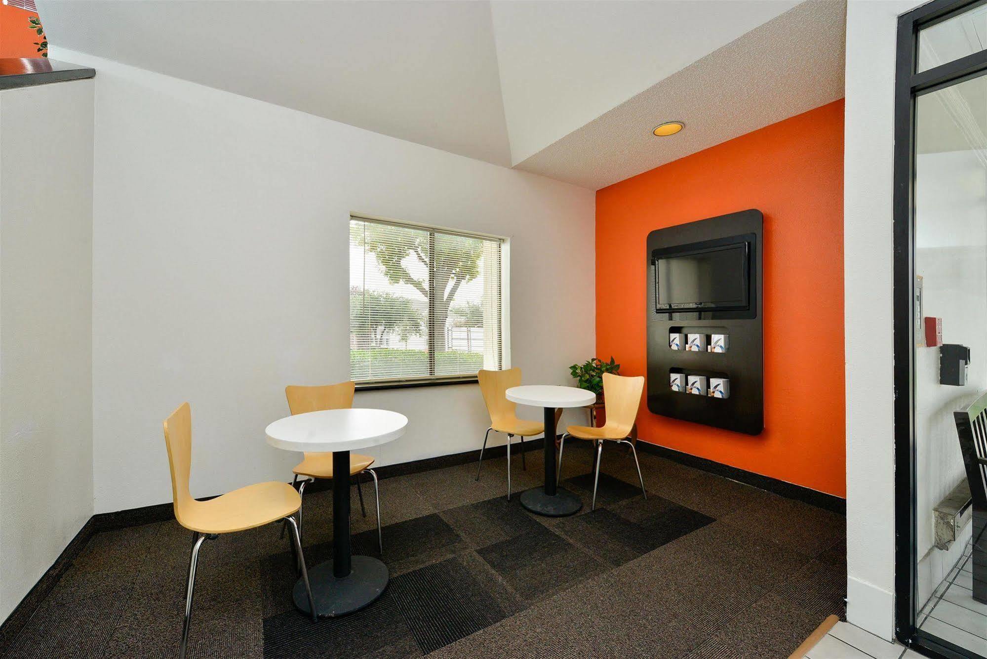 Motel 6-Plano, Tx - West - Frisco エクステリア 写真